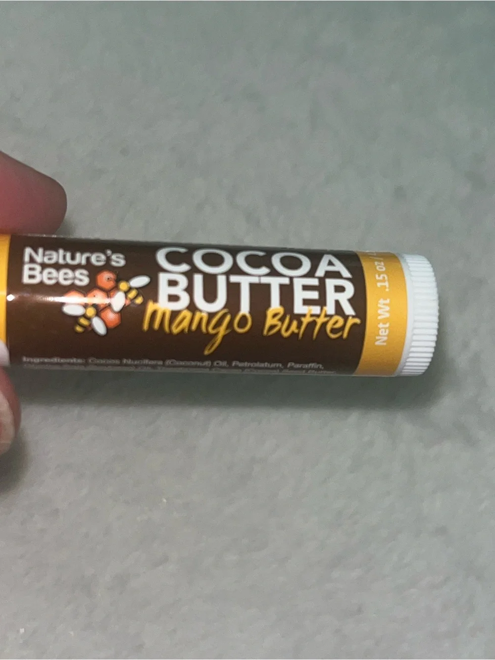 New Sealed Natures Bees Set of 4 Chapstick